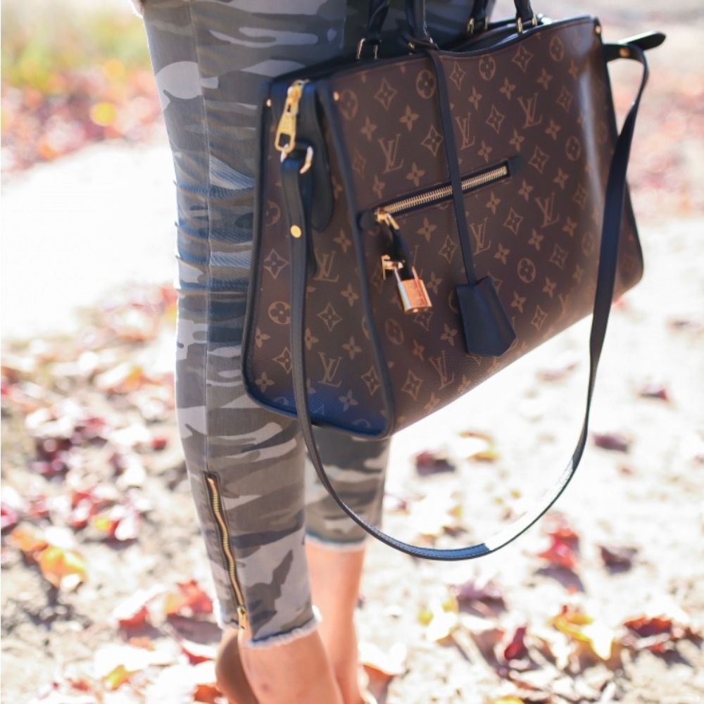 Express Mid Rise Camo pants - Picture 3 of 6